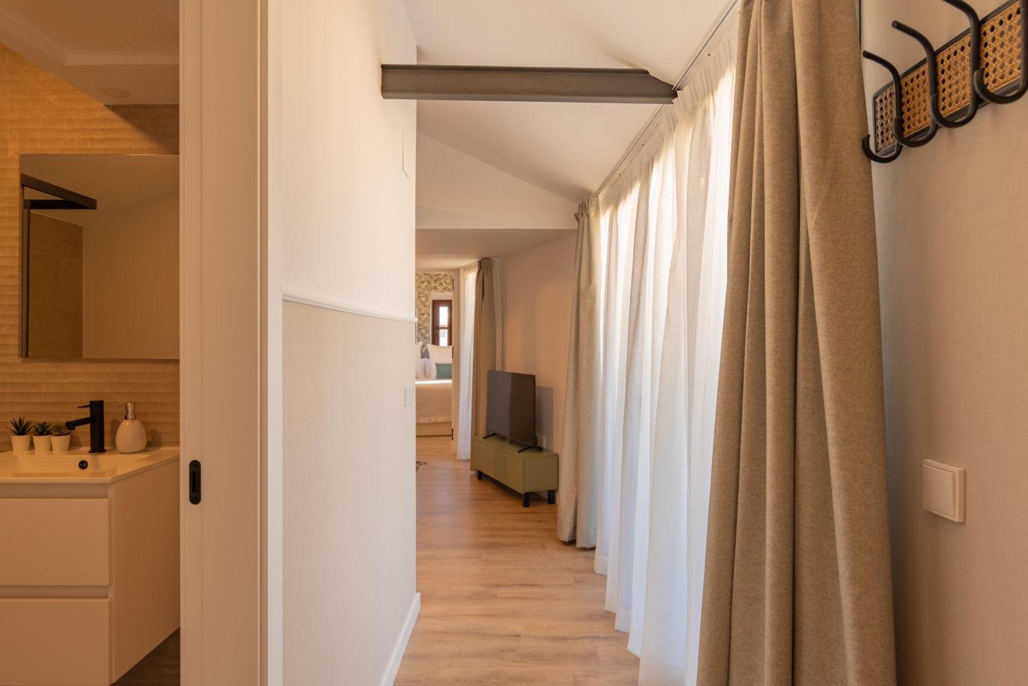 Feelathome Atarazanas Apartments Málaga Esterno foto
